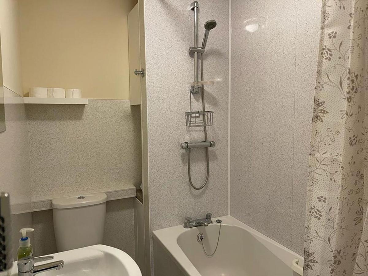 Ham Road Apartment Worthing Dış mekan fotoğraf